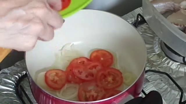 БРАЗИЛЬСКАЯ КУХНЯ/ Мокека (рыба, тушенная с овощами и кокосовым молоком)