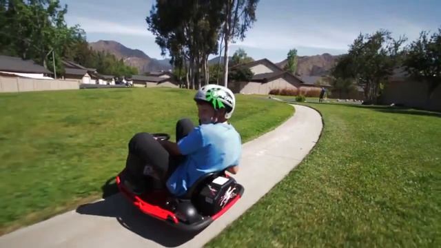 Дрифт-карт Razor Crazy Cart смотреть онлайн