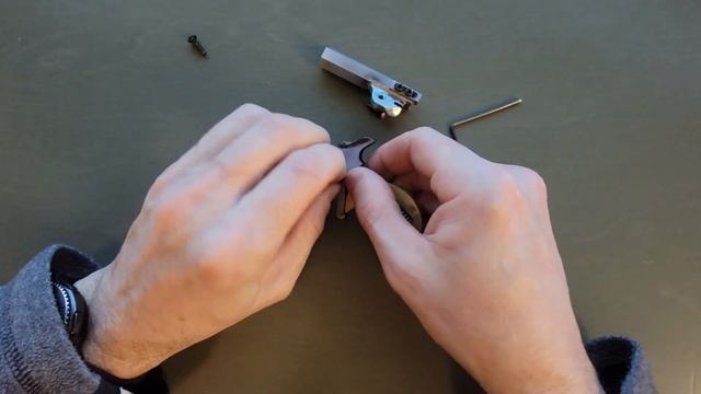 DIY Sheetmetal Derringers 22lr Homemade Guns v3 Latch in Detail смотреть онлайн