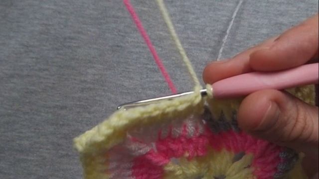 ВЕЛИКОЛЕПНАЯ НАВОЛОЧКА в виде ЗВЕЗДЫ! Вязать КРЮЧКОМ ЛЕГКО и ПРОСТО! смотреть онлайн