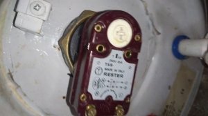 Водонагреватель аристон не включается почему?