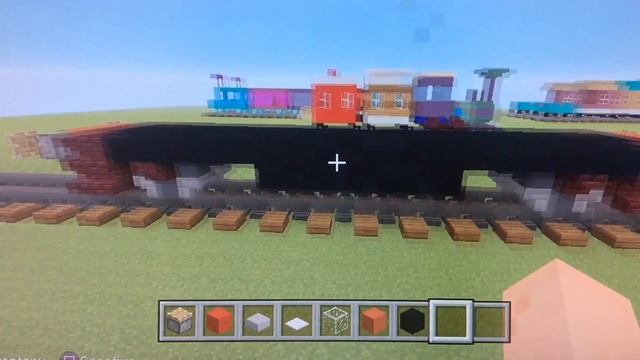 Minecraft Train Tutorial: How to Build Henrietta (Thomas and Friends) смотреть онлайн