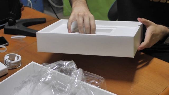Apple M1 MacBook Pro 13" Unboxing ~ PART 1 смотреть онлайн