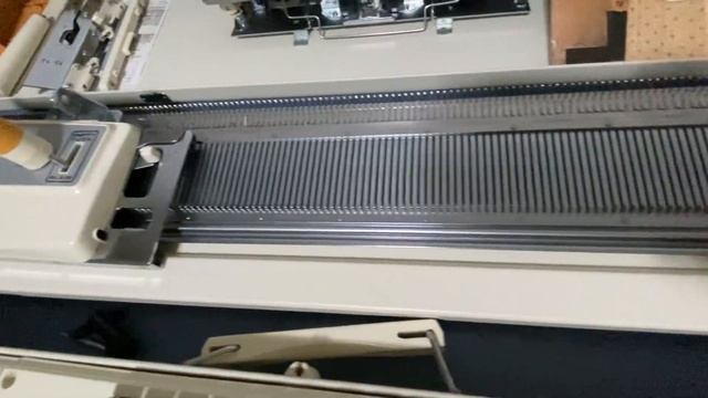 Knitting machine Toyota KS787 смотреть онлайн