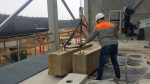 Проверка ограничителя грузоподъемности на 2т. мостовом кране.