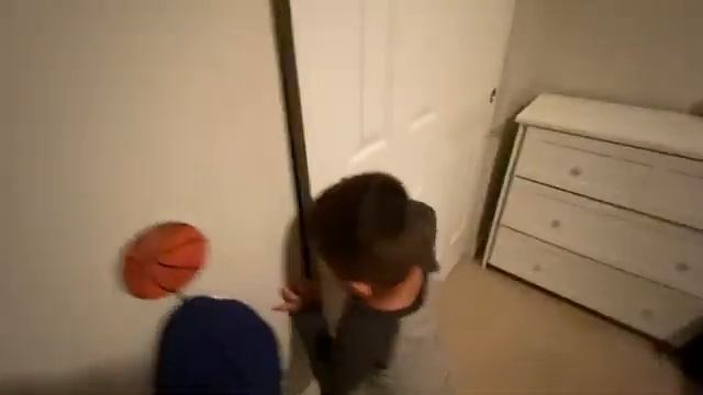 Can't find me challenge! | HIDE AND SEEK смотреть онлайн