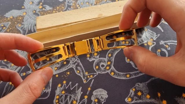 Браслет позолоченный,новый в коробке,производства СССР смотреть онлайн