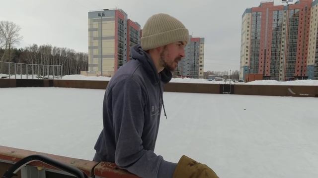 A RUSSIAN DREAM | Learning to skate смотреть онлайн