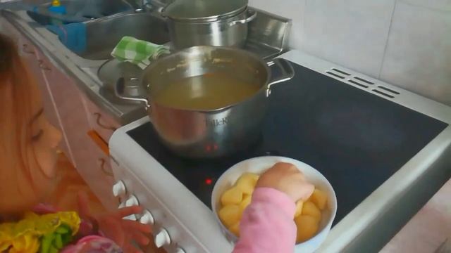Шурпа из цесарки от поворят Ракитиных