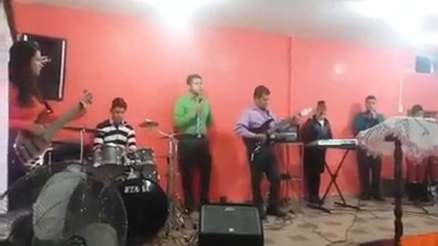 No basta-Juan Carlos Alvarado (Efrain y Daniel) смотреть онлайн