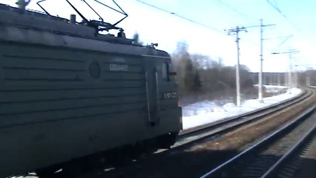 Электровоз ВЛ10У-225 рельсосмазыватель смотреть онлайн