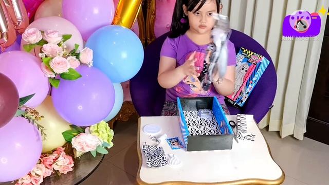 LOL Surprise OMG lights "Groovy Babe" UNBOXING KADO Ulang Tahun Dean смотреть онлайн