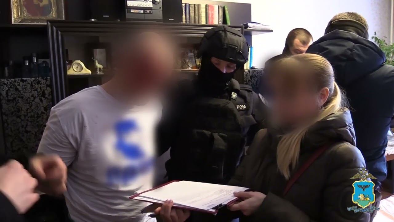 Четверым жителям Белгородской области предъявлено обвинение в вымогательствах. смотреть онлайн