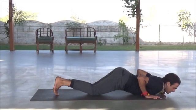 Surya Namaskar : Right Method, Poses, Breathing, Meditative Move and Mantra | सूर्यनमस्कार हठयोग смотреть онлайн