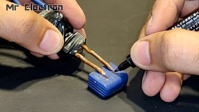 DIY 18650 Battery Spot Welder Using Super Capacitor 500 Farad смотреть онлайн