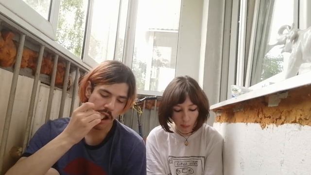 обжор на чесночный багет + хумус + квас хлебный край