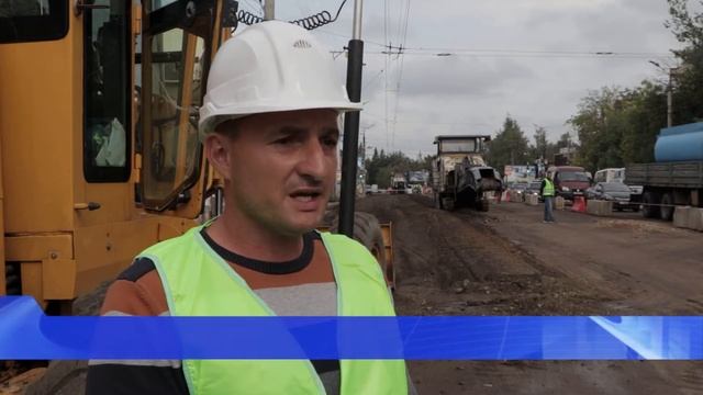 На улицы Смоленска впервые вышел ресайклер — дорожная машина по подготовке дорожного основания смотреть онлайн