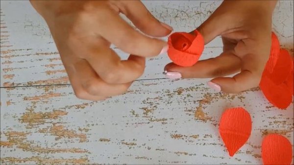 Пышная роза из гофробумаги DIY Mellas