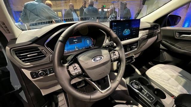 2024 Ford Escape HYBRID