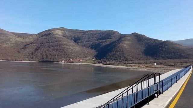 Ашигбайрамлинское озеро зимой - 2022 #озеро #исмаиллы #азербайджан #lake #azerbaycan #ismayilli смотреть онлайн