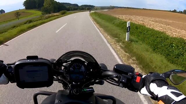 Kawasaki Vulcan S 650 - Pierwsze wrażenia z jazdy feat. @Q Biker - CMV#244 смотреть онлайн