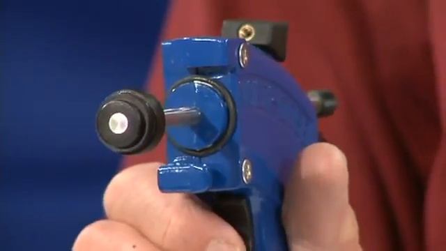 B & G Multi Dose Bait Gun - YouTube.flv смотреть онлайн