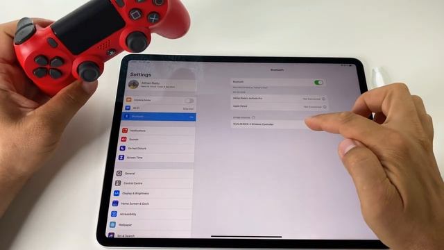 Conecteaza la iOS iPad / iPhone un gamepad Bluetooth Sony DualShock смотреть онлайн