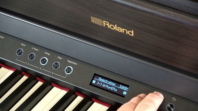 Roland HP702 Digital Piano Demo смотреть онлайн