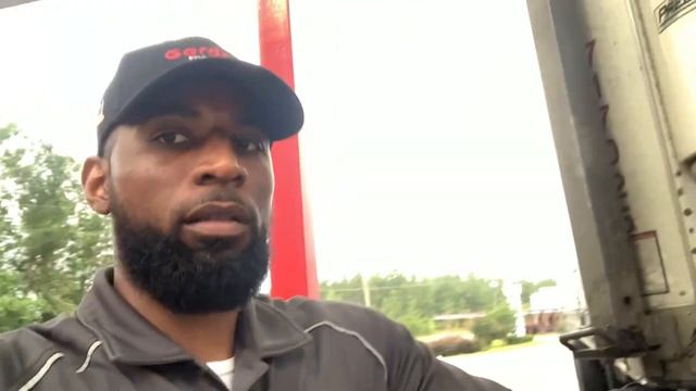 Why do some foodservice drivers stop running cases to become shuttle drivers? ??♂️? #Foodservice смотреть онлайн