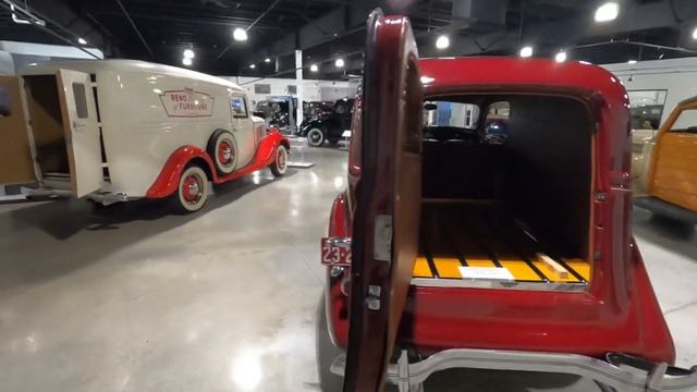 Early Ford V8 Foundation Museum Tour Auburn Indiana смотреть онлайн