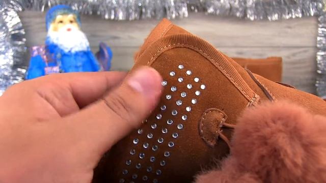 Супер стильные и модные детские угги с натуральной кожи UG1. Видео обзор от stepiko.com смотреть онлайн