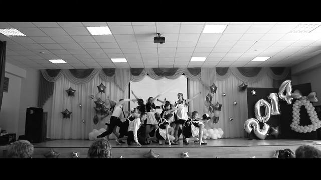 Организатор праздников Юлия Королева, последний звонок, г.Нижний Новгород смотреть онлайн