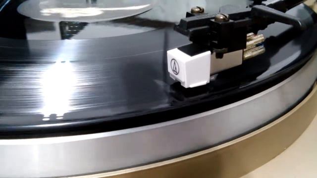 (((VENDIDO))) Toca Discos Gradiente DS40 com cápsula Audio Technica nova смотреть онлайн