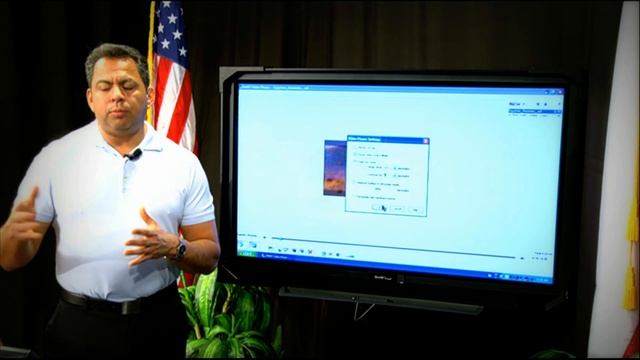 Smart Board 101 - Video Player смотреть онлайн