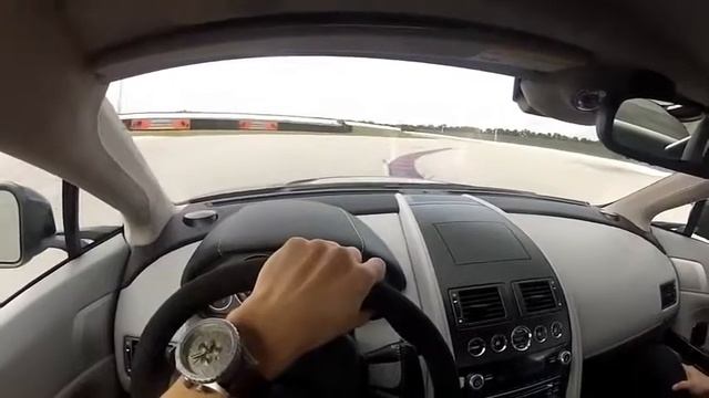 2015 Aston Martin V12 Vantage S - Небольшой обзор и тест драйв за смотреть онлайн