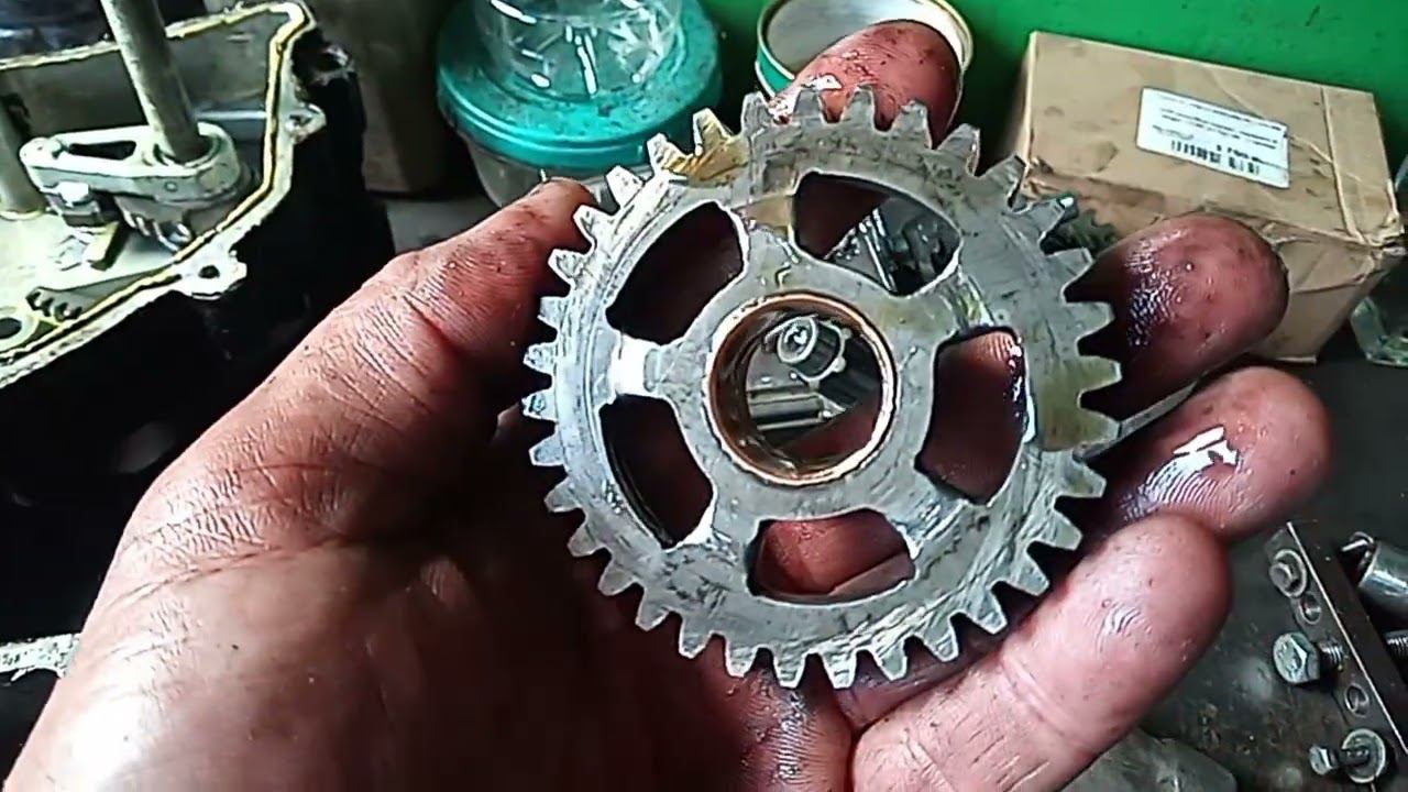 Дефектовка двигателя ИЖ Юнкер смотреть онлайн