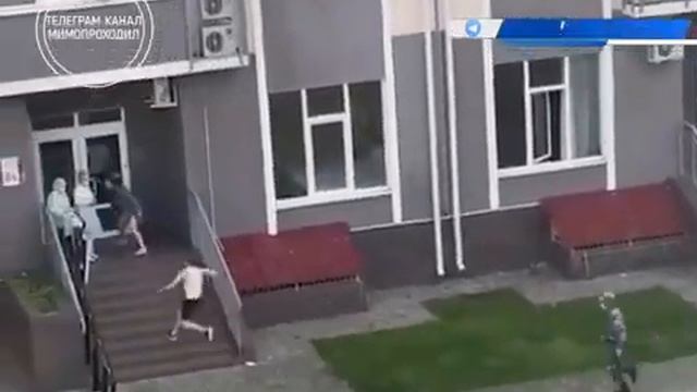 Как убежать от 5 полицейских в самоизоляции