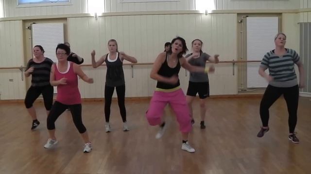 Dance Fitness "Pin Pon" -Reggaeton смотреть онлайн