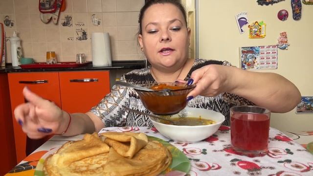 Суп «Кудрявый» и блинчики. Мукбанг. смотреть онлайн