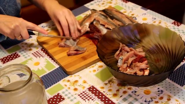Закуска из селедочки// Рецепты от Оксаны смотреть онлайн