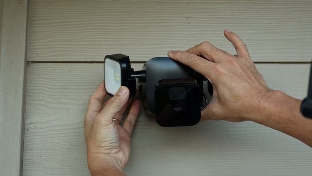 Blink Floodlight Mount Accessory Review - Features, Unboxing, Setup, Installation and Testing смотреть онлайн