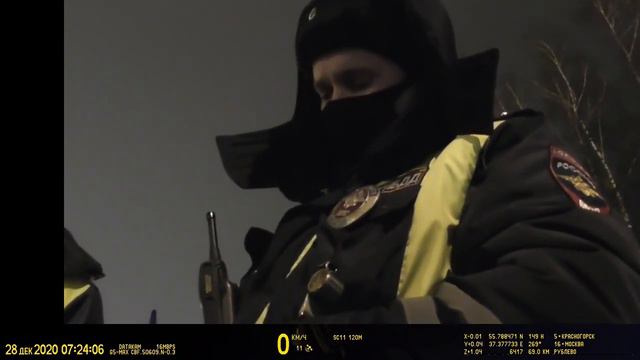 Репост с канала Геннадия Азарова. Спят усталые СЗАОшки ДПС Пеньков, Вершинин 77 4865, 77 4738 смотреть онлайн