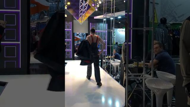 Модный показ на БиОТ 2019 от Эксперт Спецодежда смотреть онлайн