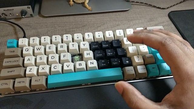 Kailh Box Jade switch sound comparison on PBT SA Profile vs ABS Cherry Profile keycaps смотреть онлайн