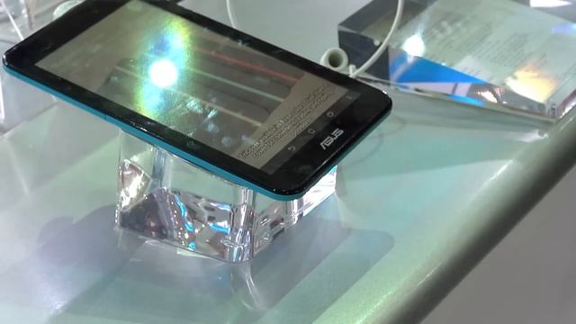ASUS Fonepad - первый взгляд на Computex 2014 смотреть онлайн