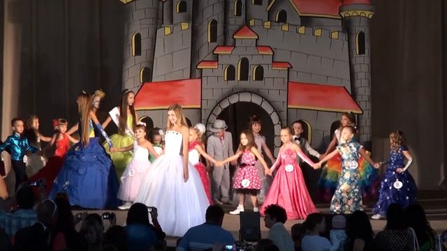 Чередниченко Виктория вальс из мультфильма "Анастасия" смотреть онлайн