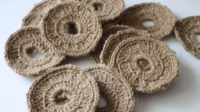 Срочно бегите покупать джут. Покажу, какую красоту я из него делаю. Хоть на продажу выставляй