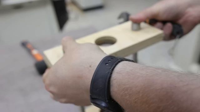 ГЕНИАЛЬНАЯ САМОДЕЛКА из двух ШТЫРЕЙ! СДЕЛАЙ СЕБЕ не ПОЖАЛЕЕШЬ! смотреть онлайн