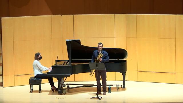 Vaughan Williams - The Roadside Fire (Erik Steighner, Baritone Saxophone) смотреть онлайн