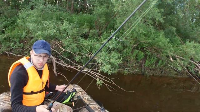 Когда не клюёт на Вятке, едем на Белую Холуницу смотреть онлайн